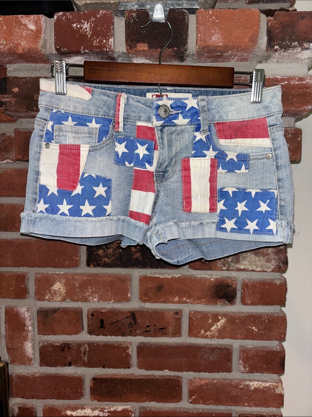 lei Ashley Low-Rise Patchwork Americana Patriotic Jean Shorts Size 3